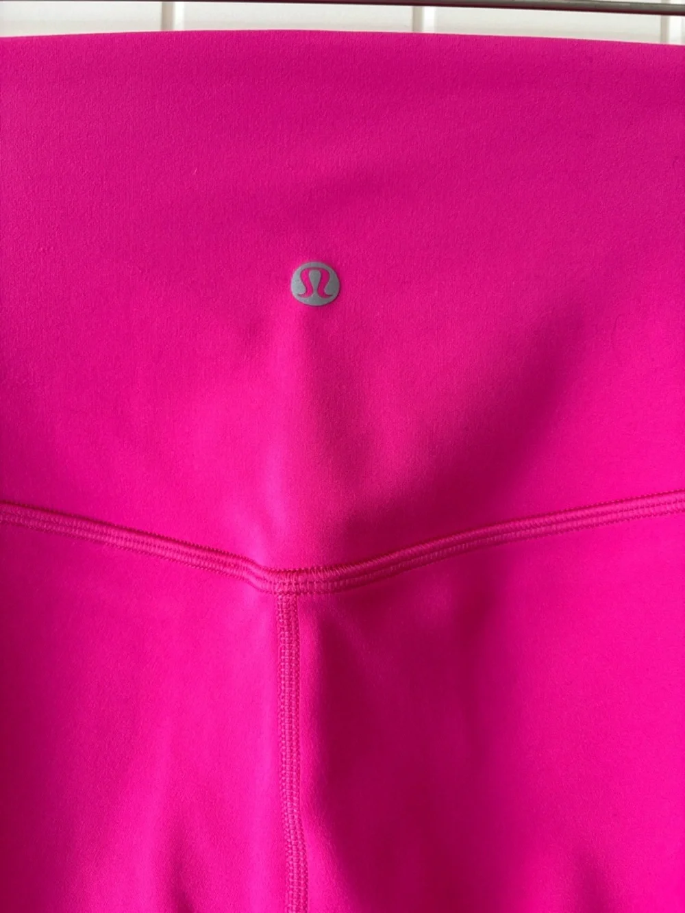 lululemon Align Women's Neon Pink High-Rise Double Lined Leggings Size 6 - Picture 3 of 5